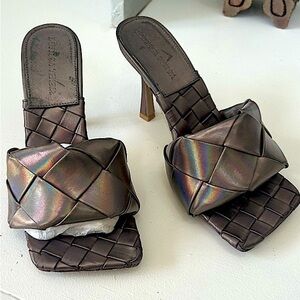 Bottega Veneta Iridescent mule Heeled Sandals